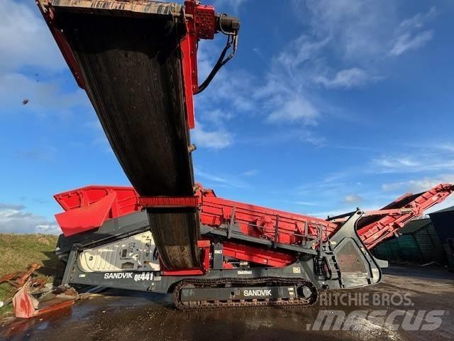 Sandvik QE 441 Mobile screeners