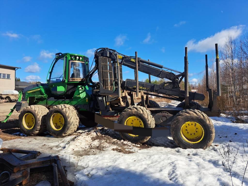John Deere 1010G Forwarders