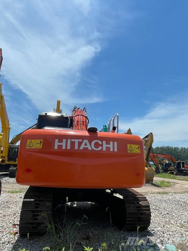 Hitachi ZX 200 Crawler excavators