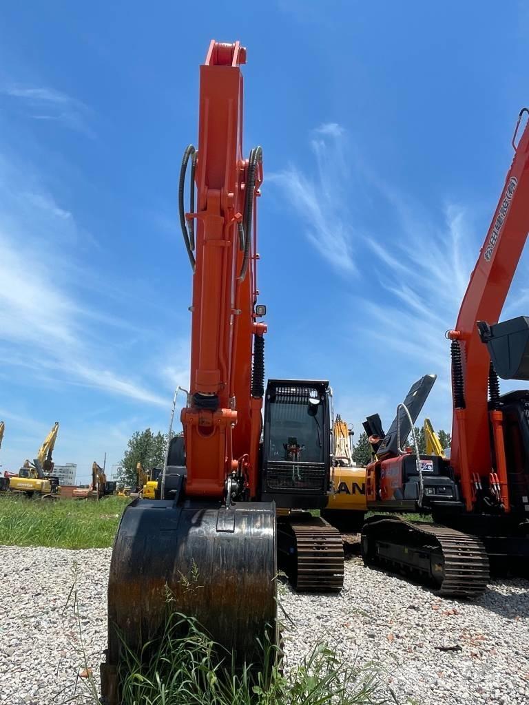 Hitachi ZX 200 Crawler excavators