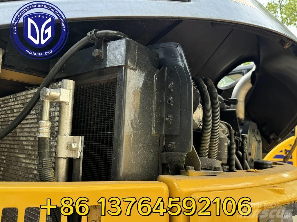 Komatsu PC78US Crawler excavators