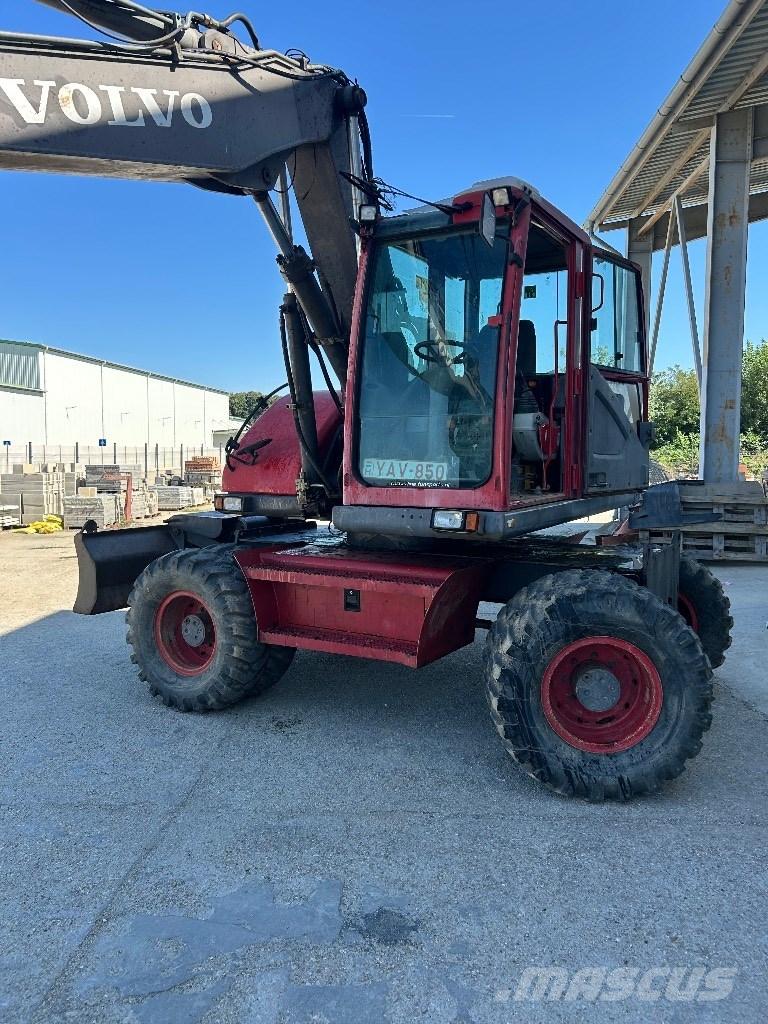 Volvo EW 140 Wheeled excavators