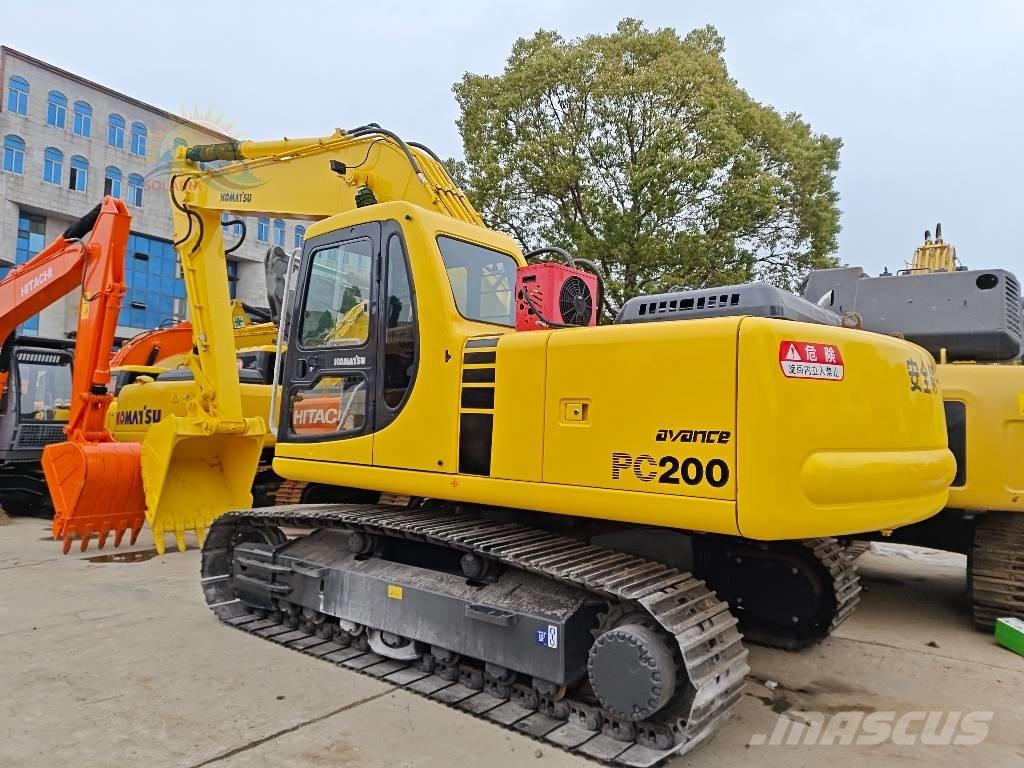 Komatsu PC 200-6 Crawler excavators