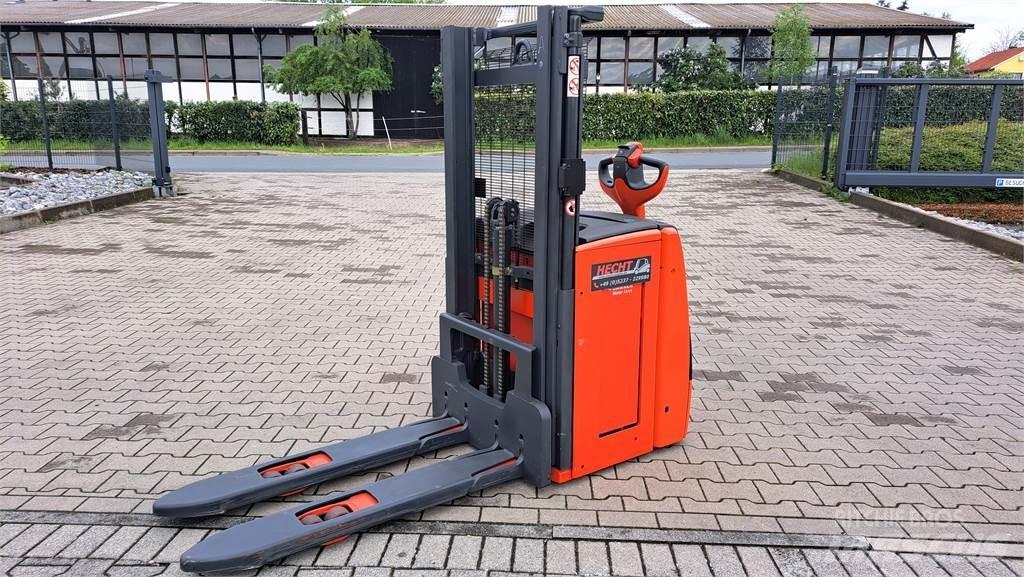 Linde L14- BR1173 Pedestrian stacker