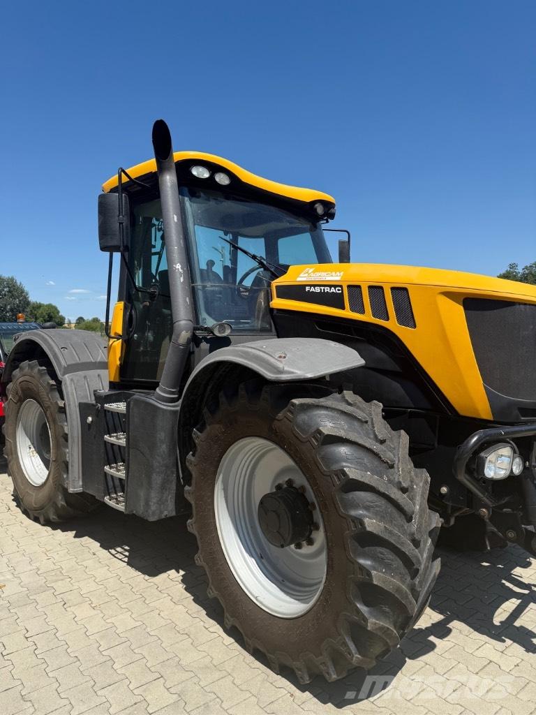 JCB JCB Fastrack3230 Tractors