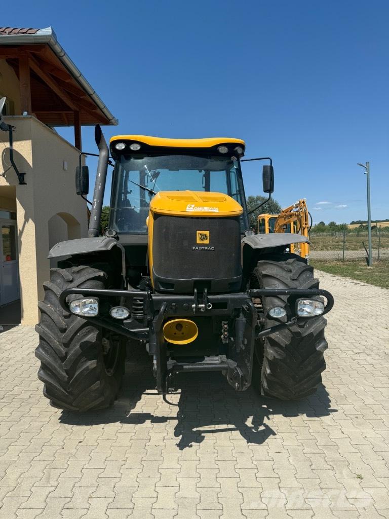 JCB JCB Fastrack3230 Tractors