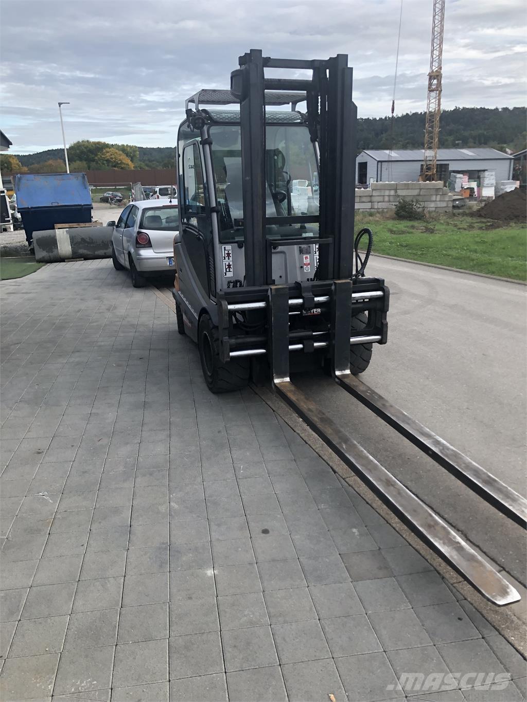 Still RX60-50/600 Electric forklift trucks