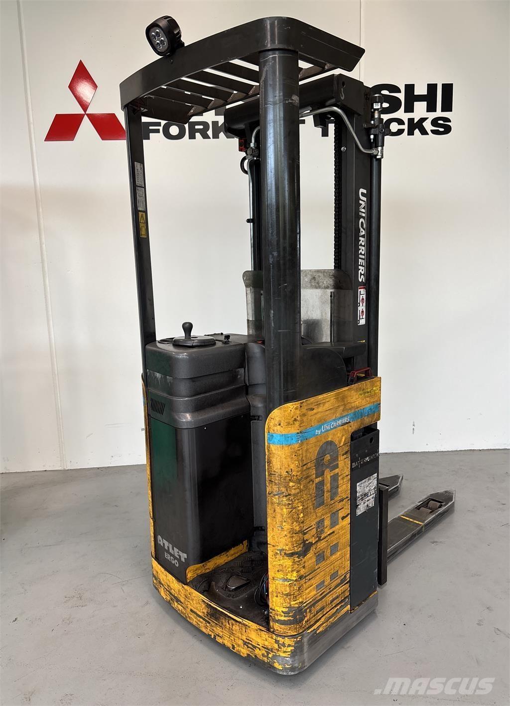 Atlet A160 Self propelled stackers