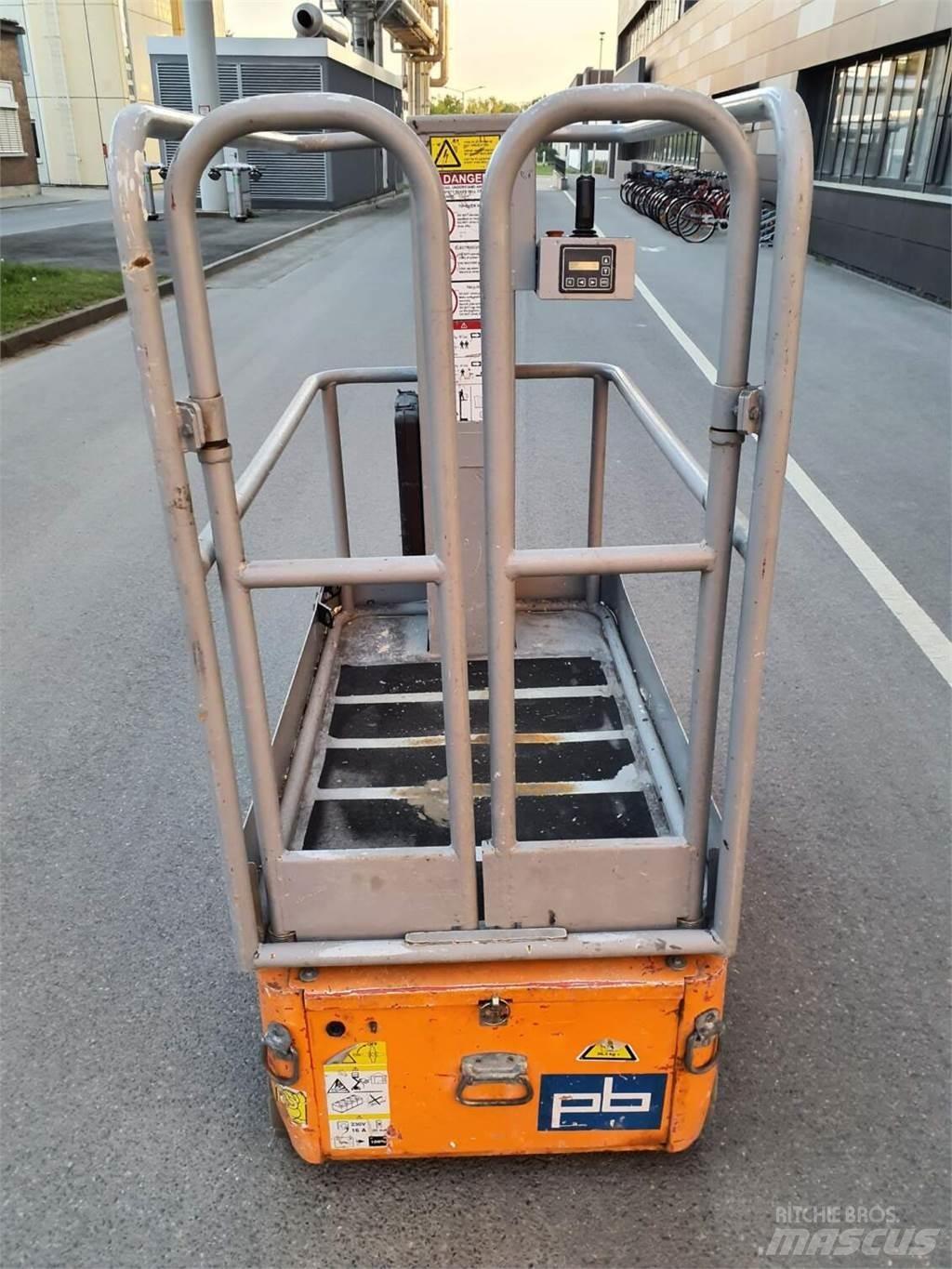 Manitou 60 V (01206) Vertical mast lifts