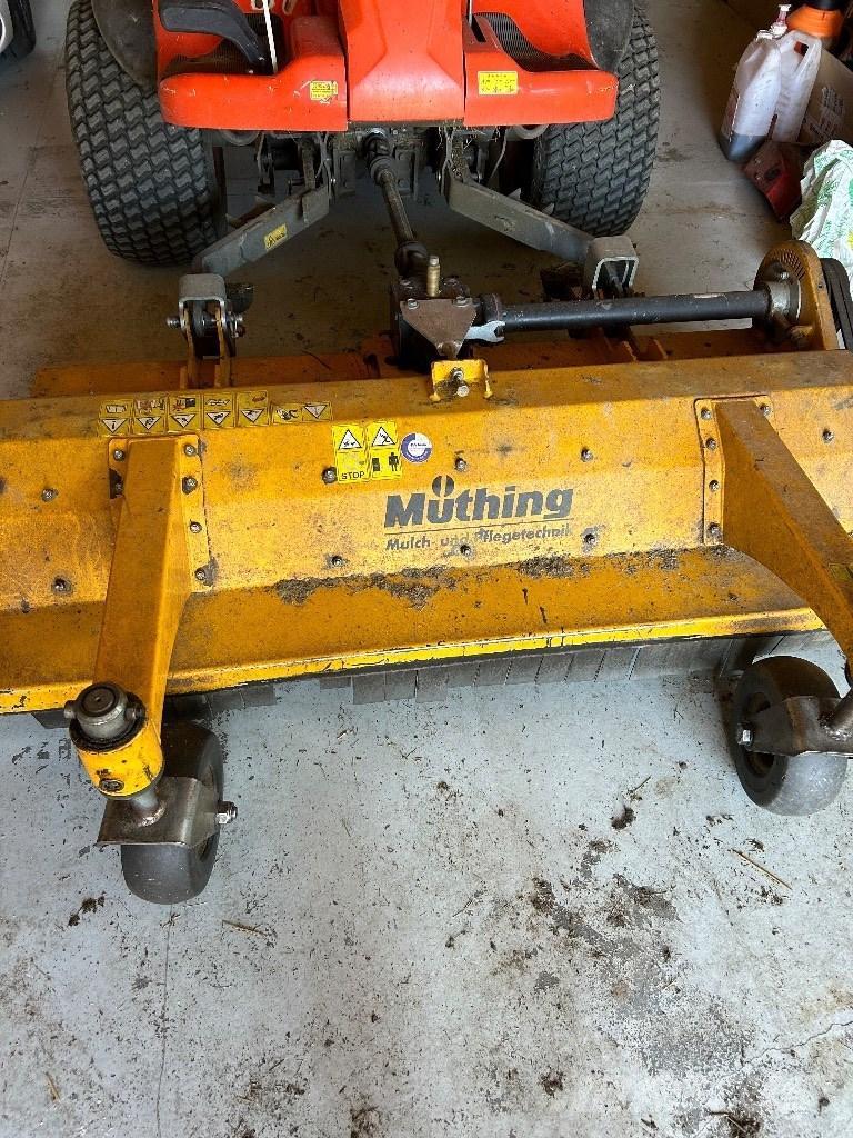 Kubota F 251 Mounted and trailed mowers