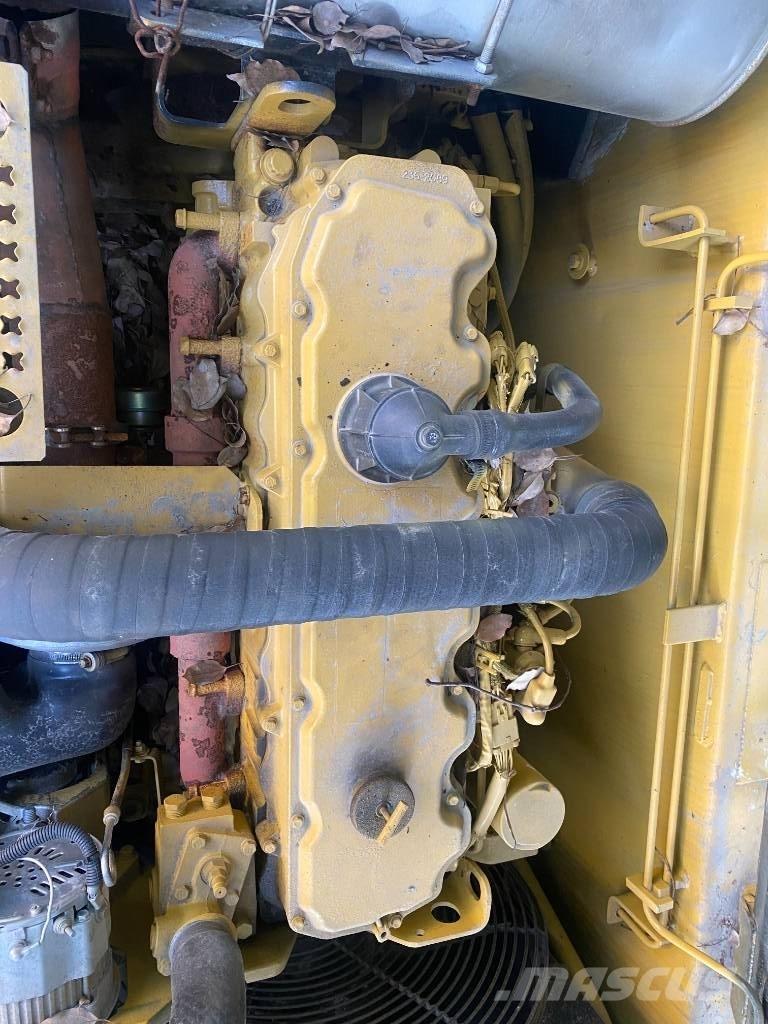 CAT 325 CL Crawler excavators