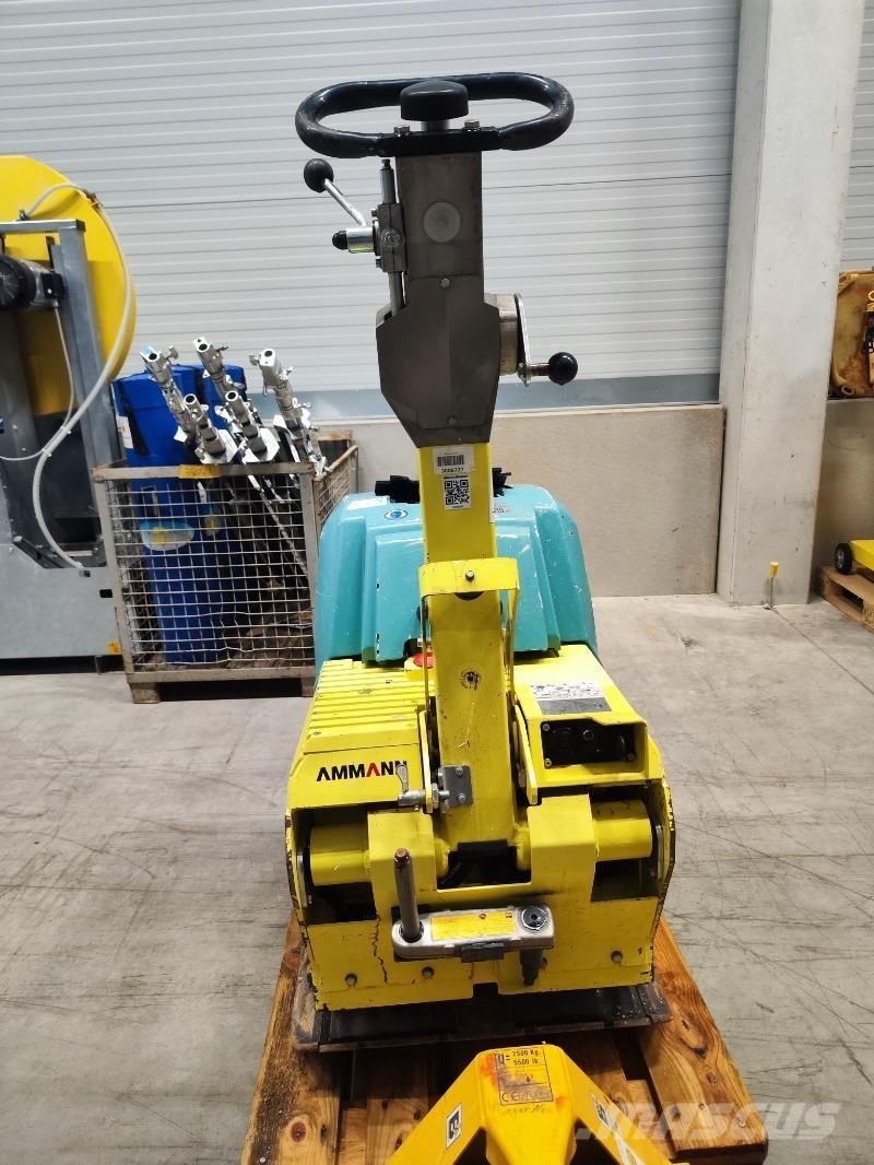 Ammann APH 65/85 Plate compactors