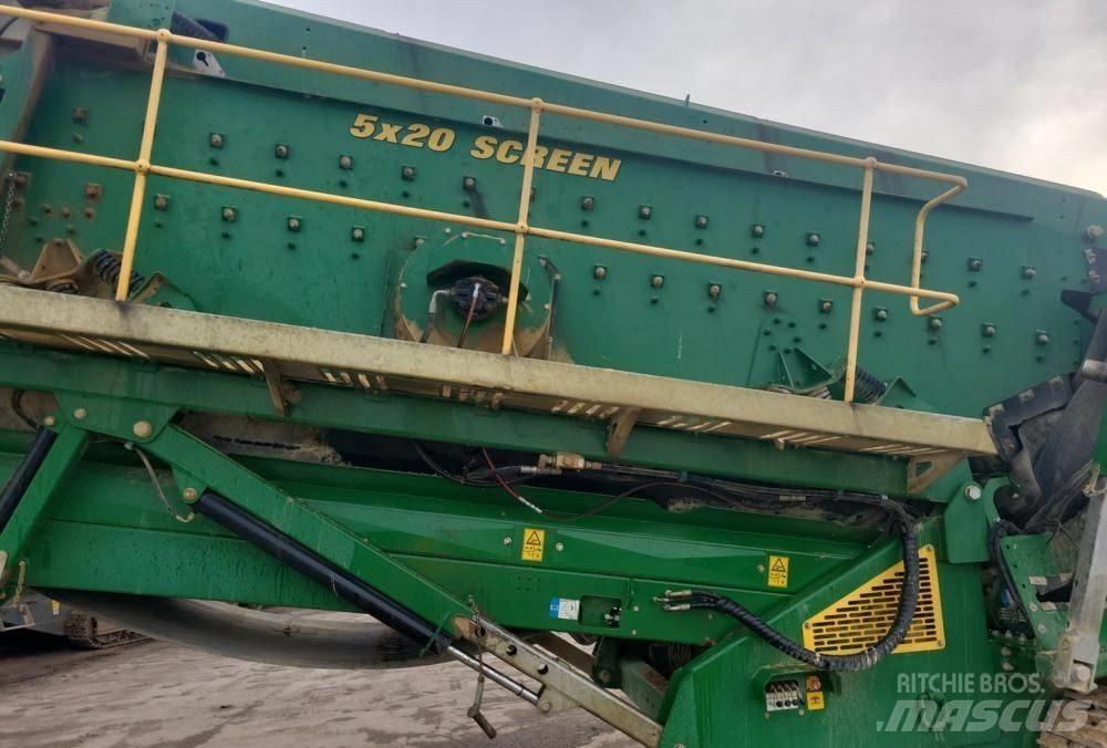 McCloskey S190 Mobile screeners