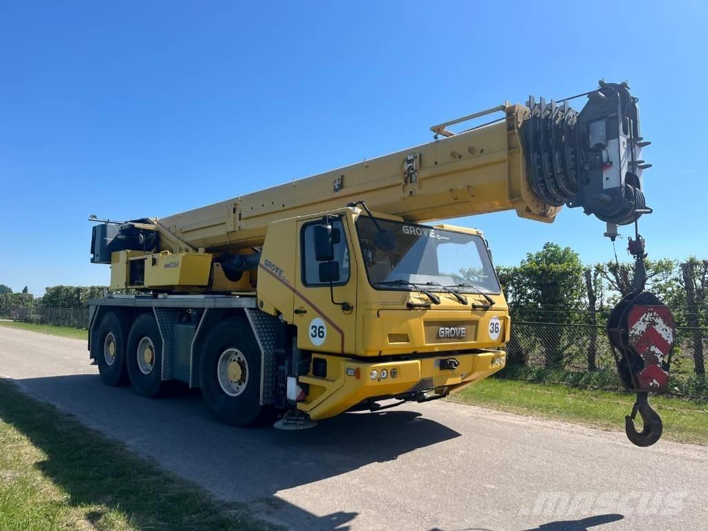Grove GMK 3055 All terrain cranes
