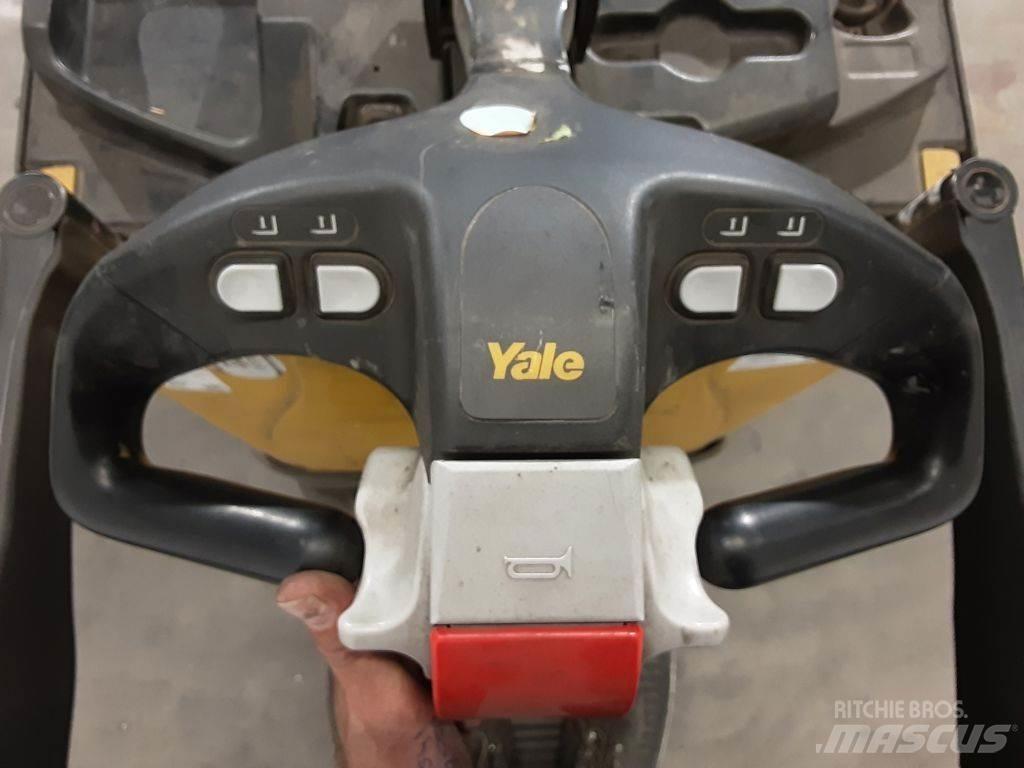 Yale MP20X Low lifter with platform