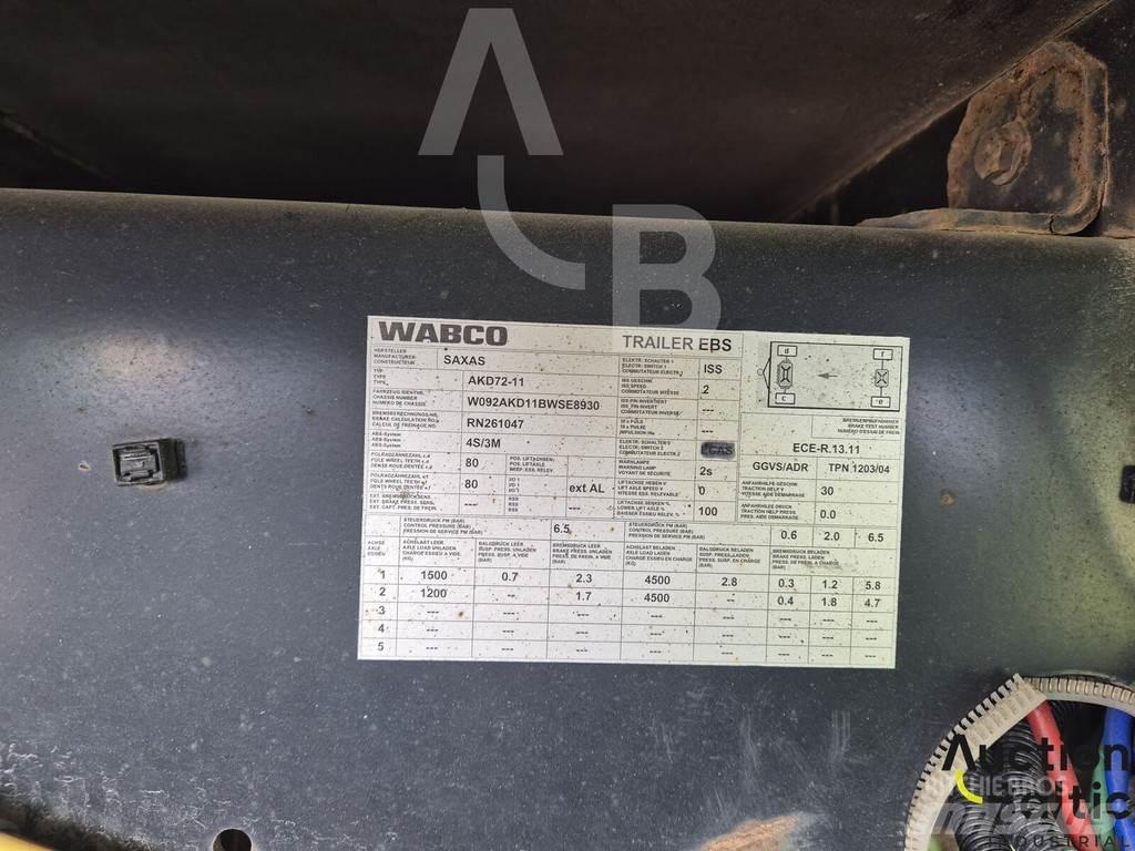 Saxas AKD 72-11 Curtainsider semi-trailers
