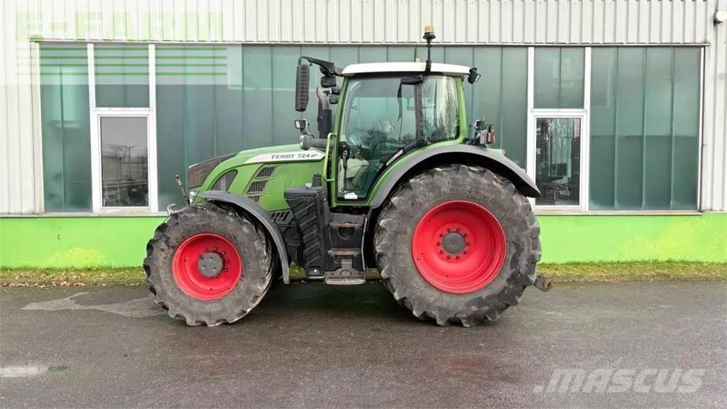 Fendt 724 vario s4 Tractors