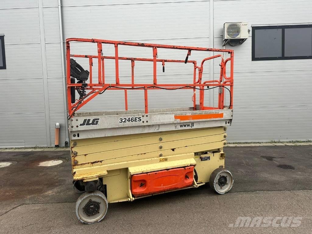 JLG 3246 ES Scissor lifts
