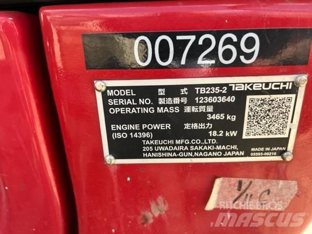 Takeuchi TB235 Mini excavators < 7t (Mini diggers)