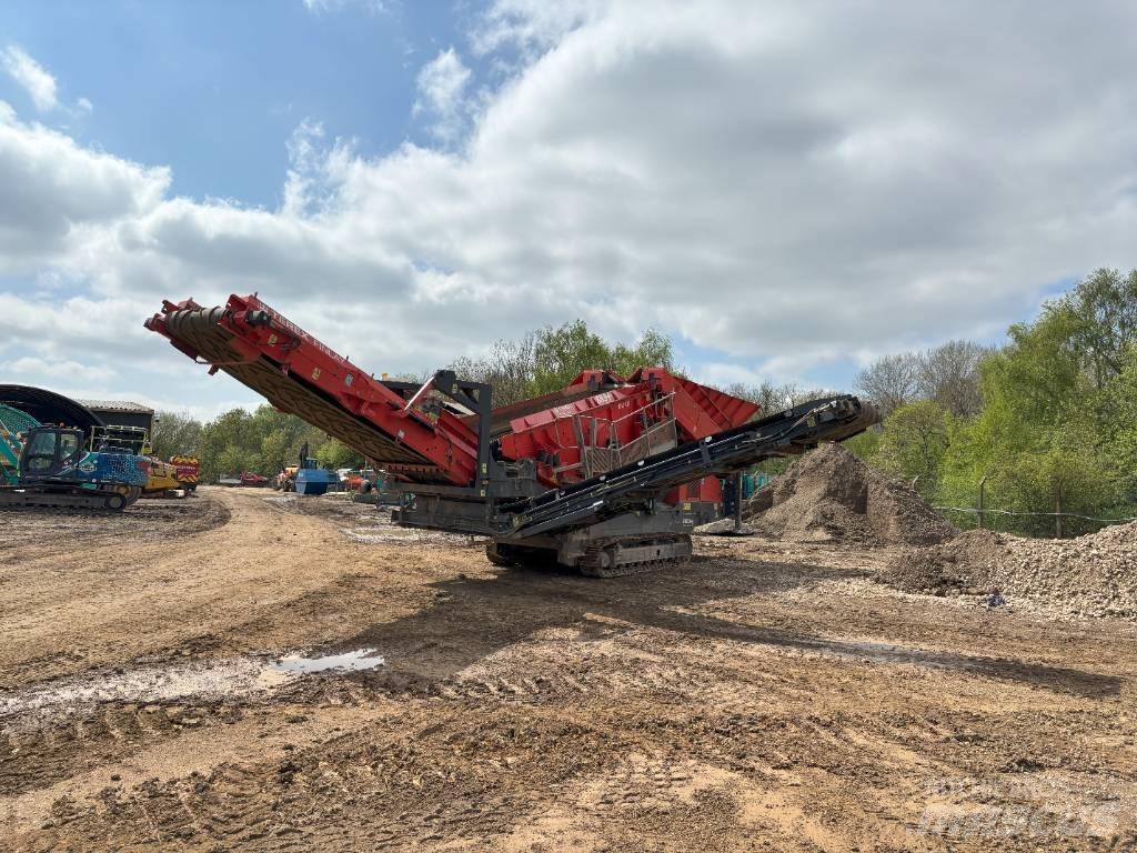 Terex Finlay 883 Mobile screeners