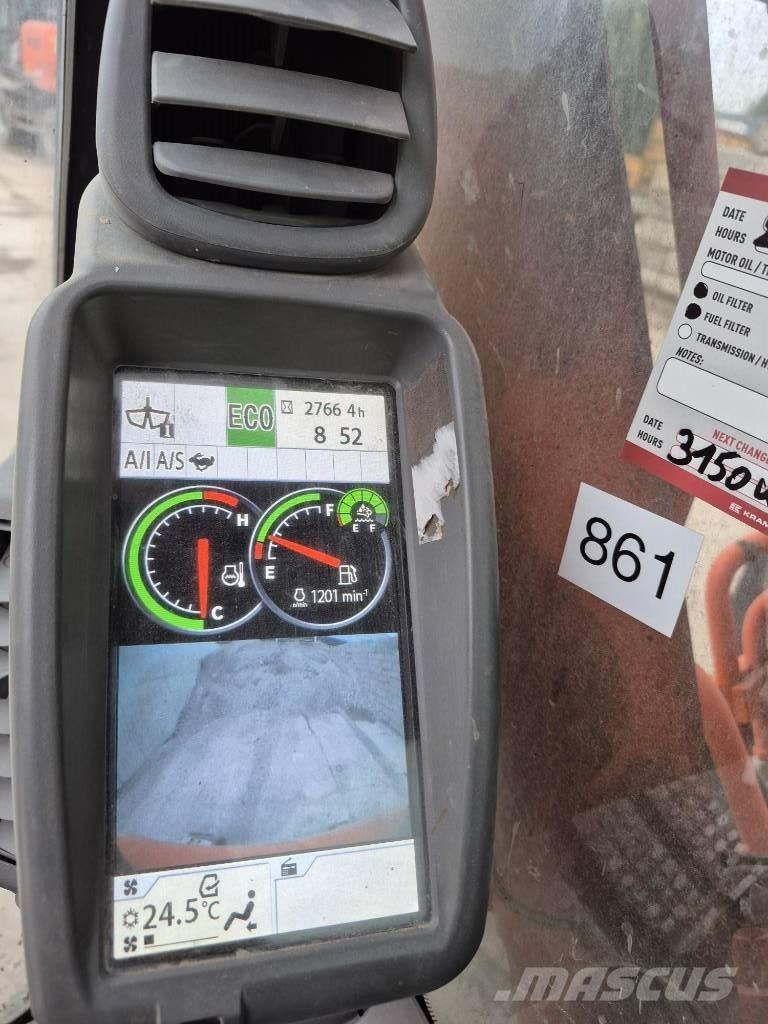 Hitachi ZX 135 Crawler excavators