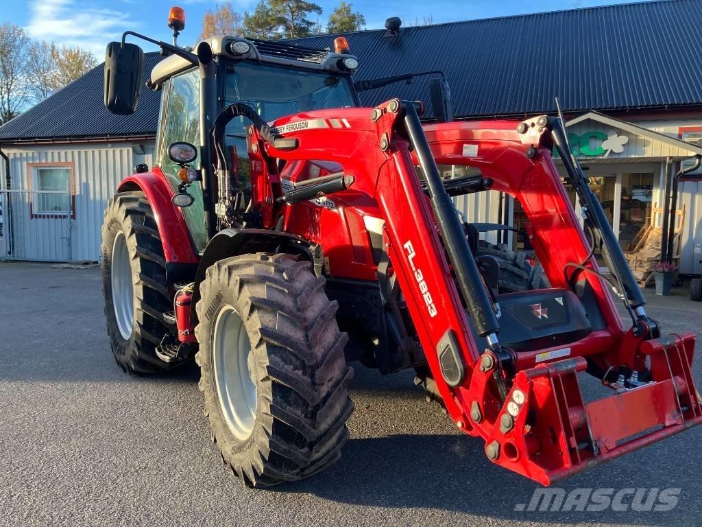 Massey Ferguson 5713 Tractors