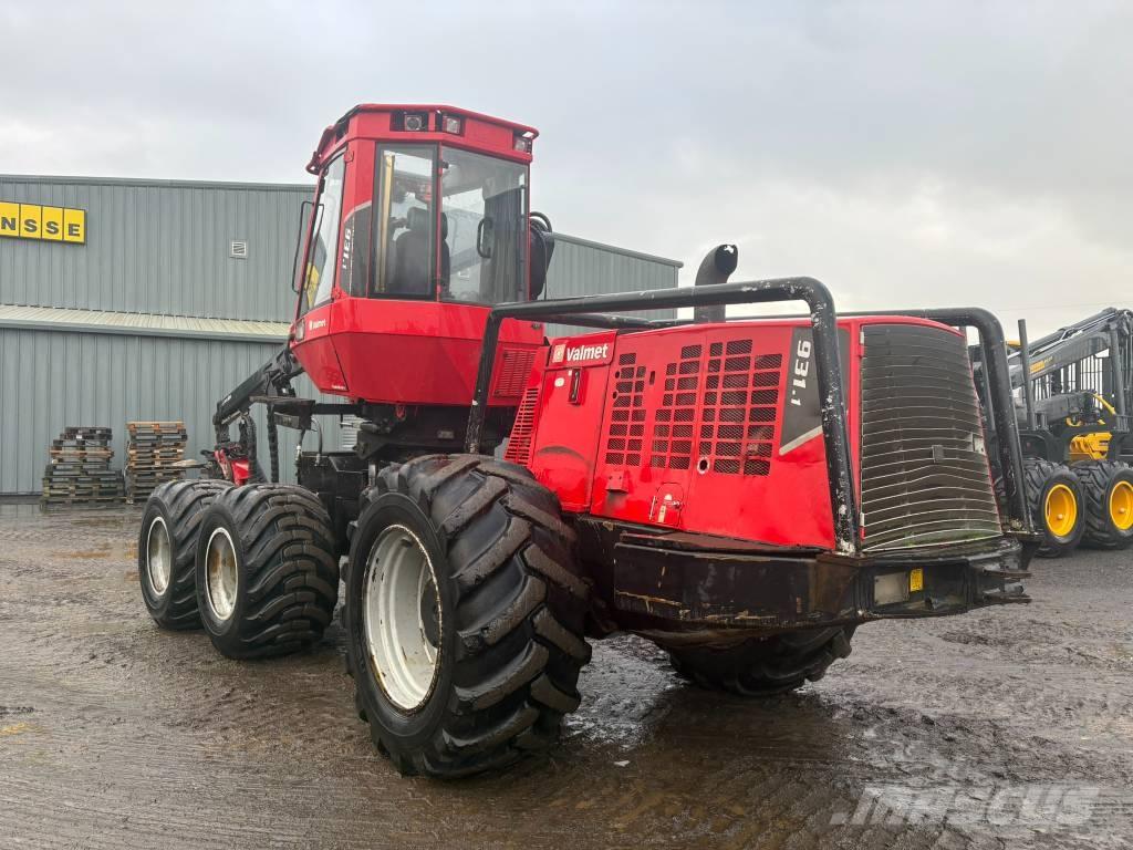 Valmet 931 Harvesters