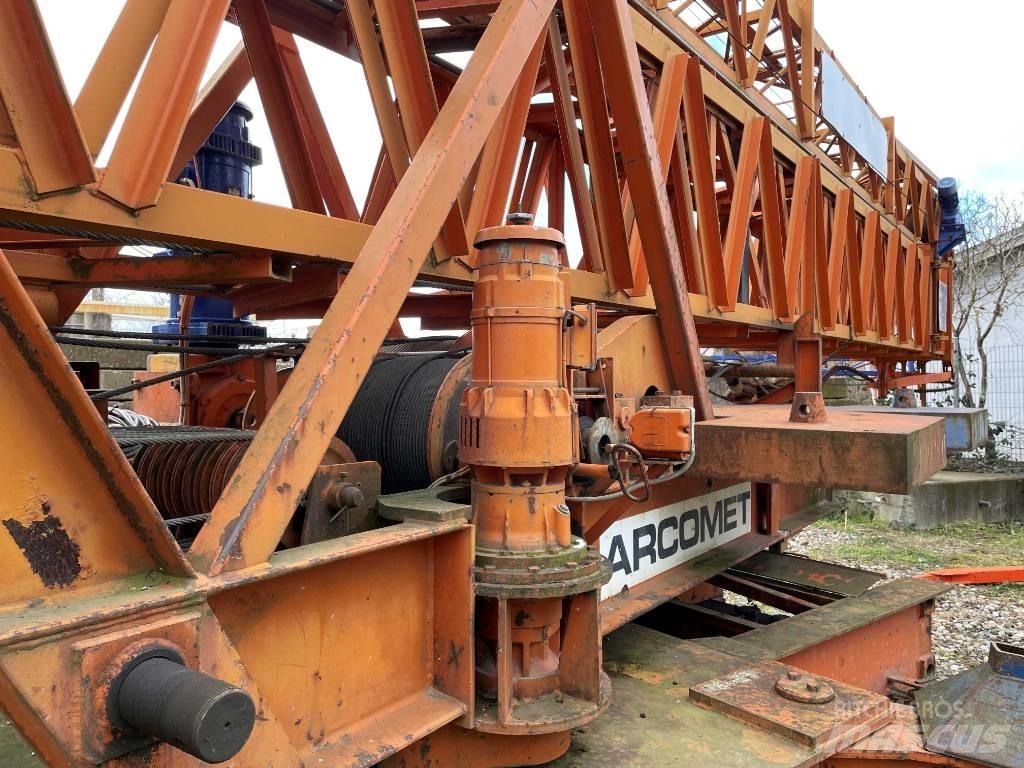 Arcomet T33A Tower cranes