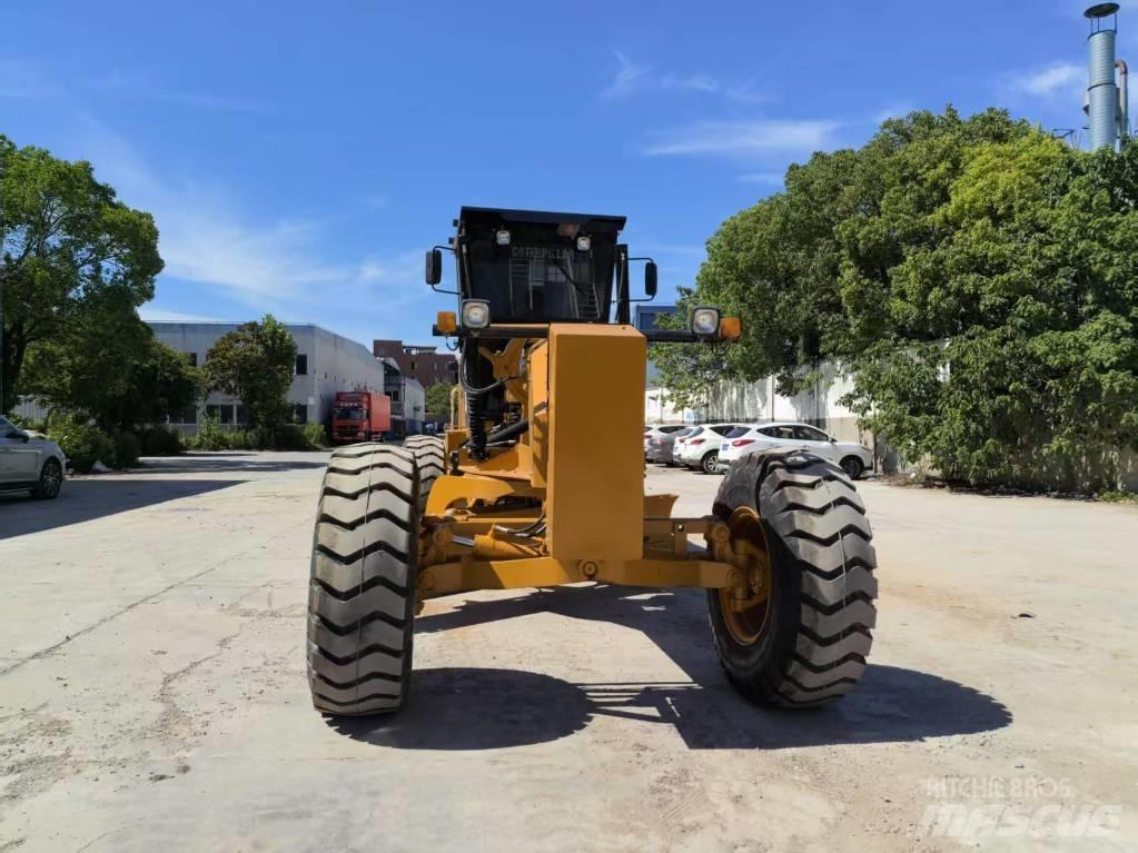 CAT 140 K Graders
