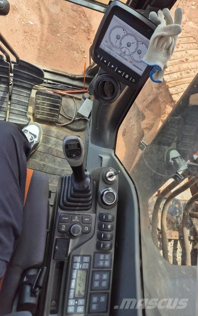 Doosan DX 300 LC-5 Crawler excavators