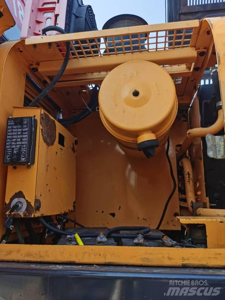 Hyundai 305lc-7 Crawler excavators