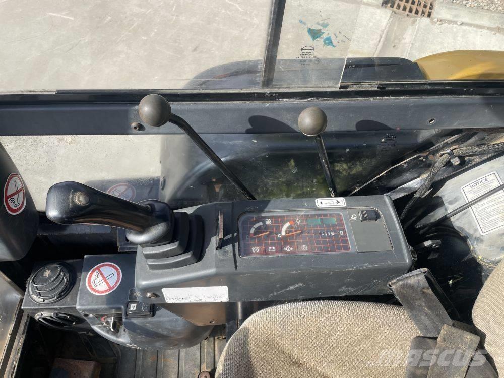 CAT 302.5 Mini excavators < 7t (Mini diggers)
