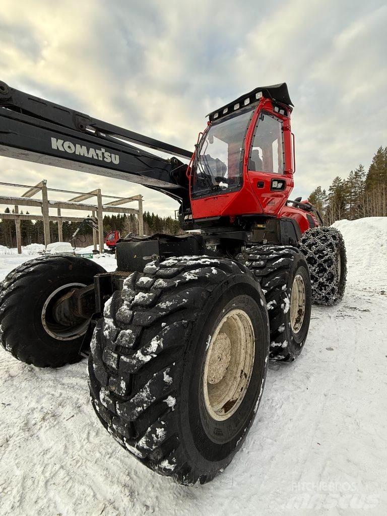 Komatsu 951 Harvesters