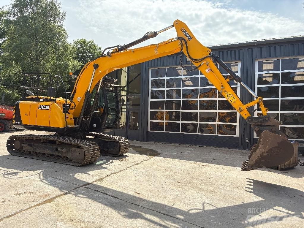 JCB JS 131 Crawler excavators