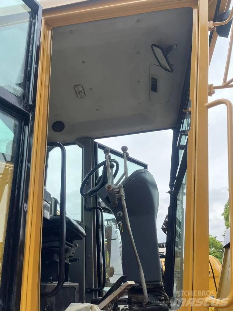 CAT 140 H Graders