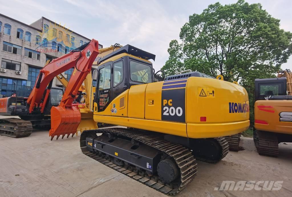Komatsu PC 200-7 Crawler excavators