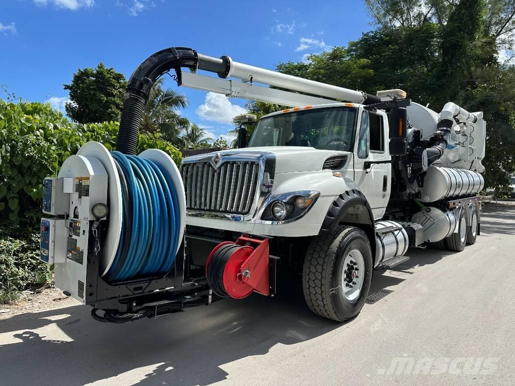International 7600 Combi / vacuum trucks