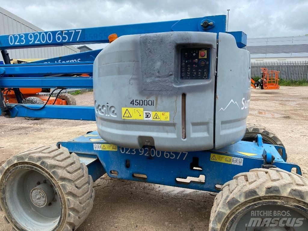 Genie Z 45/25 RT Articulated boom lifts