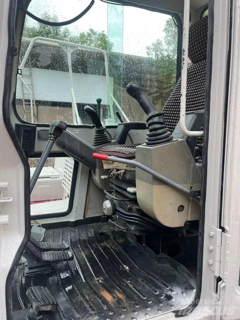 Takeuchi TB 160C Crawler excavators
