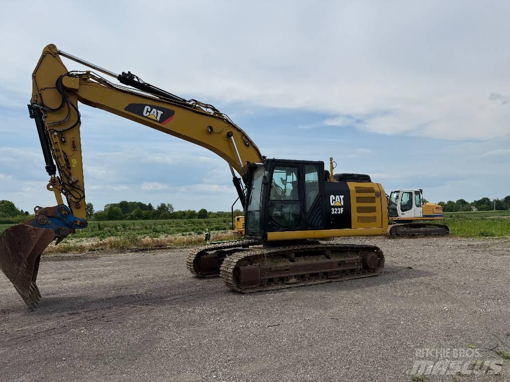 CAT 323 F L Crawler excavators