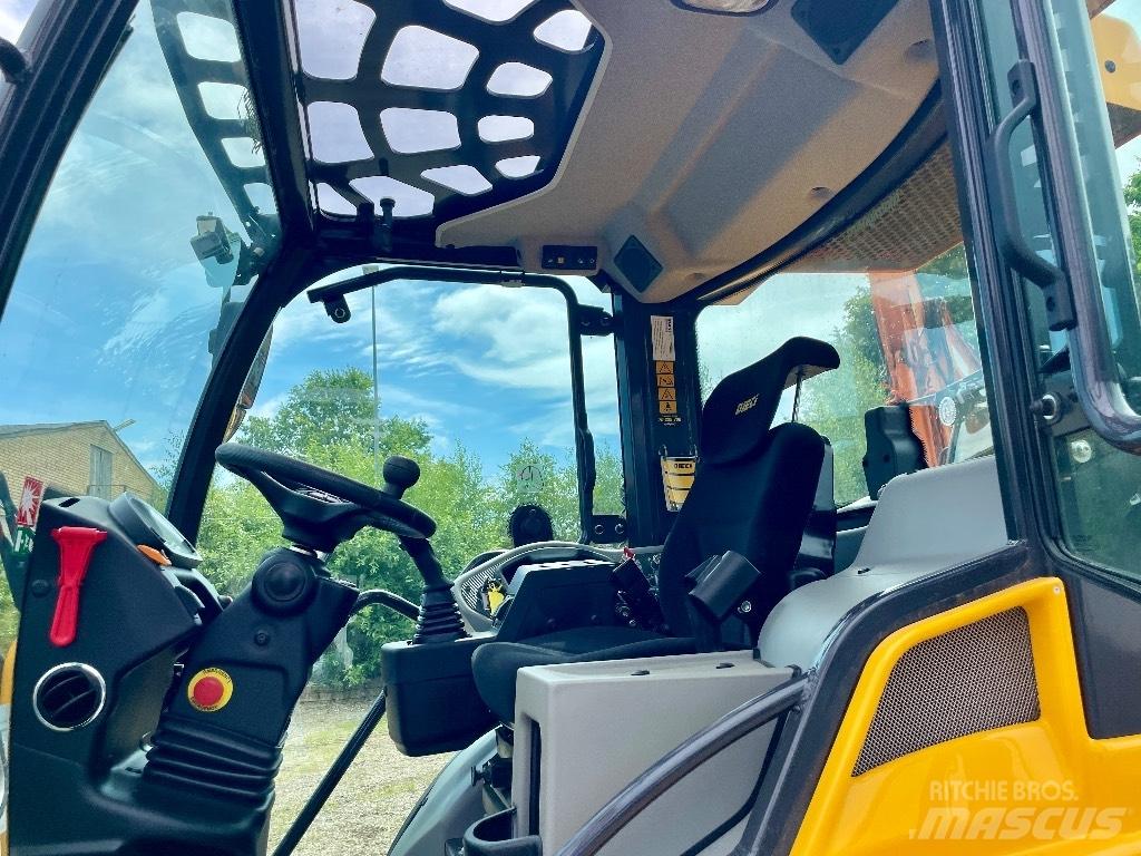 Dieci Agri Pivot T60 Telehandlers for agriculture