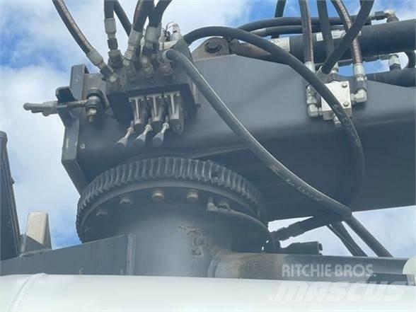 Peterbilt 348 Combi / vacuum trucks
