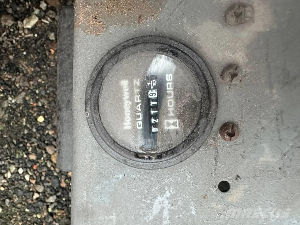 SkyJack SJ III 4626 Scissor lifts