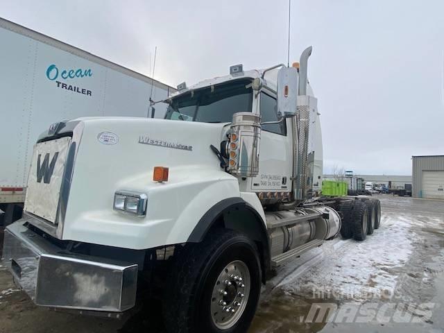 Western Star 4900SB Tractor Units