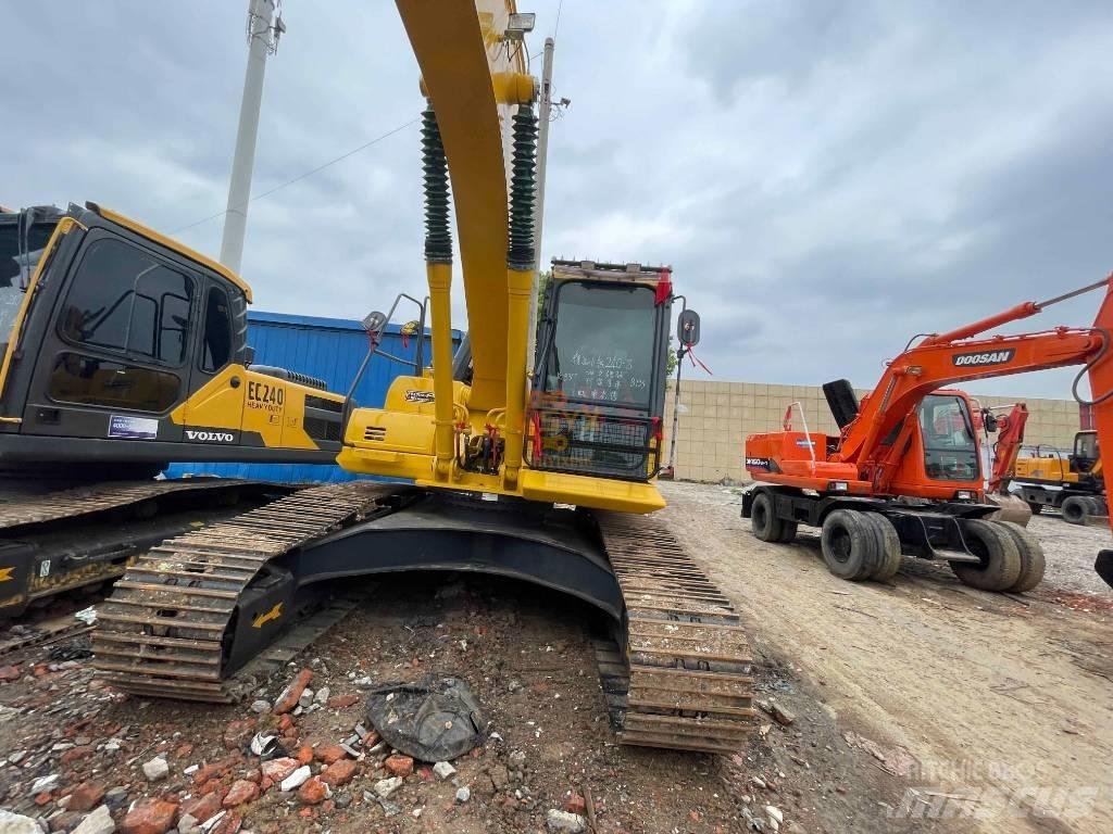 Komatsu PC 240-8 Crawler excavators