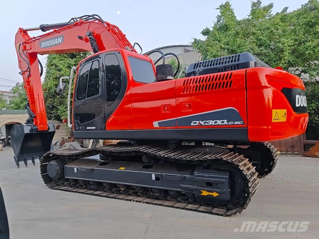 Doosan DX300LC-9C Crawler excavators