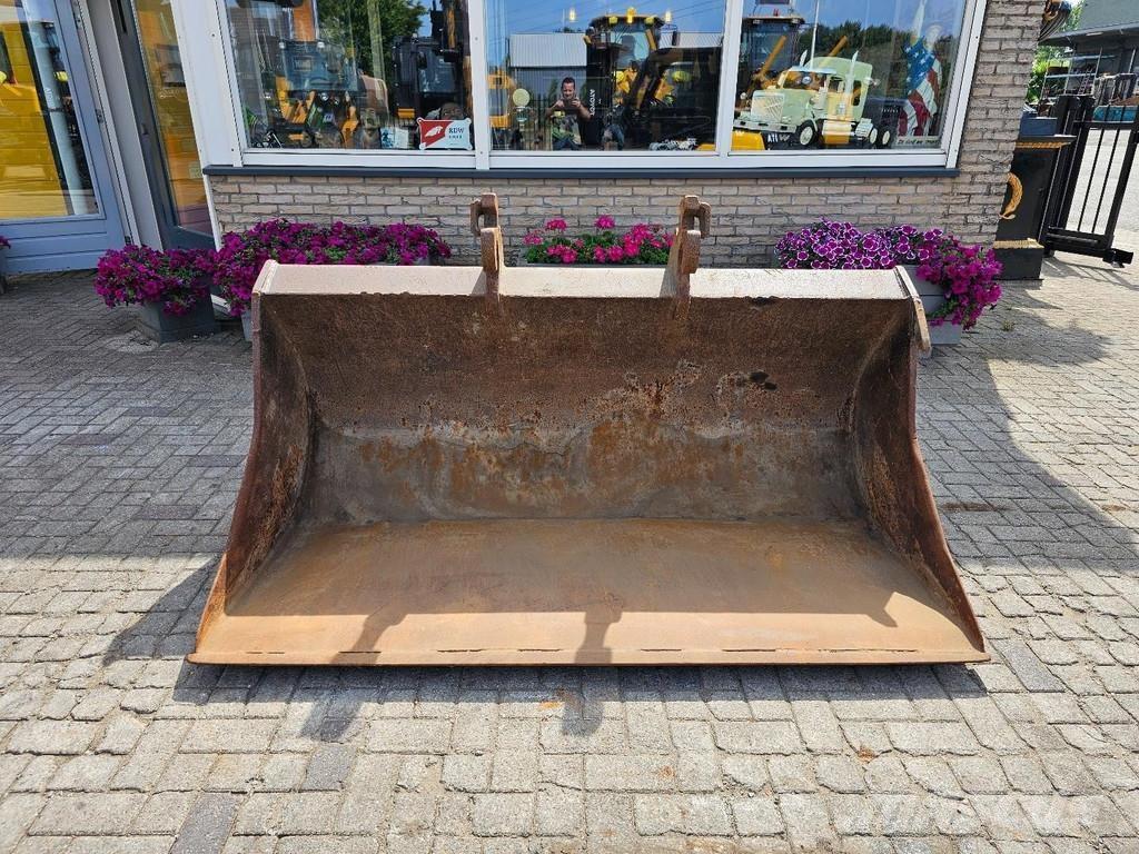 Beco Slotenbak Buckets