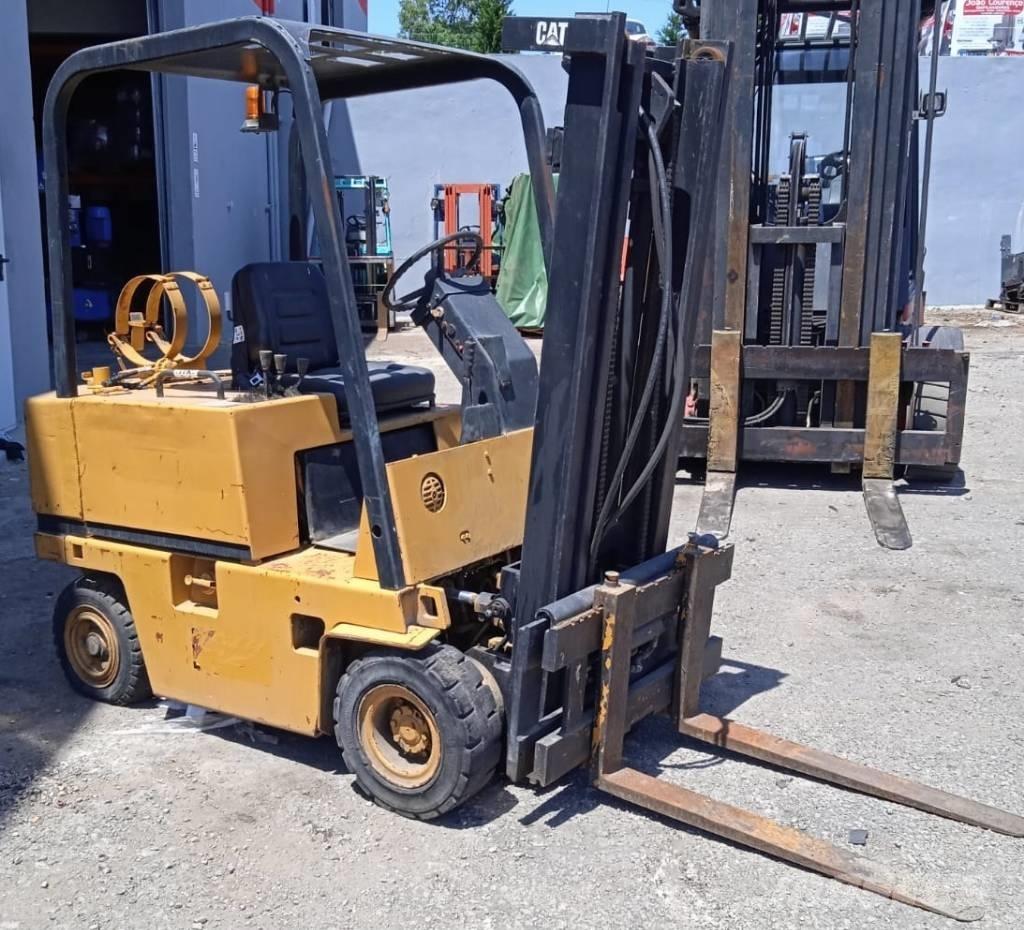 CAT V 35 D LPG trucks