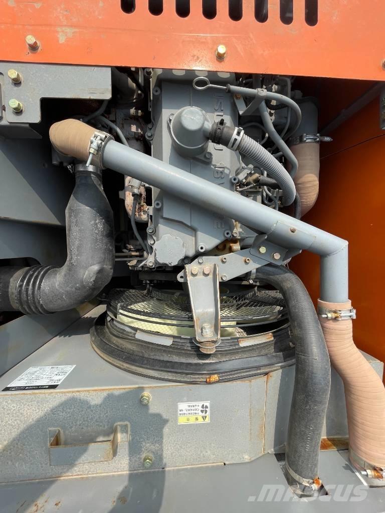 Hitachi Zaxis 200 LC Crawler excavators