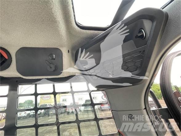 Bobcat T76 Skid steer loaders